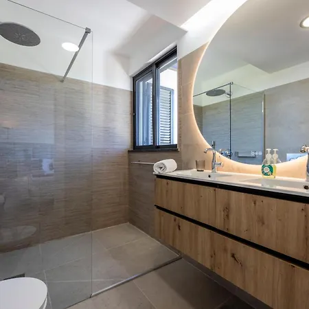 Holiday home Casa Esmarand *