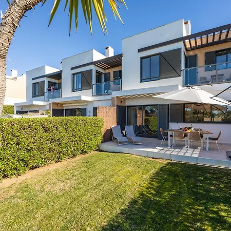 Holiday home Casa Esmarand *