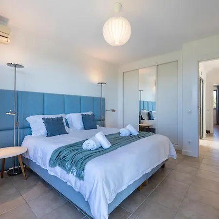 Holiday home Casa Esmarand